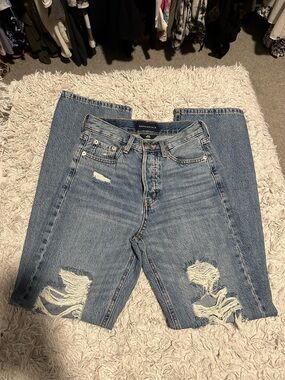 Aeropostale Light Blue 90’s Baggy High-Rise Distressed Jeans
